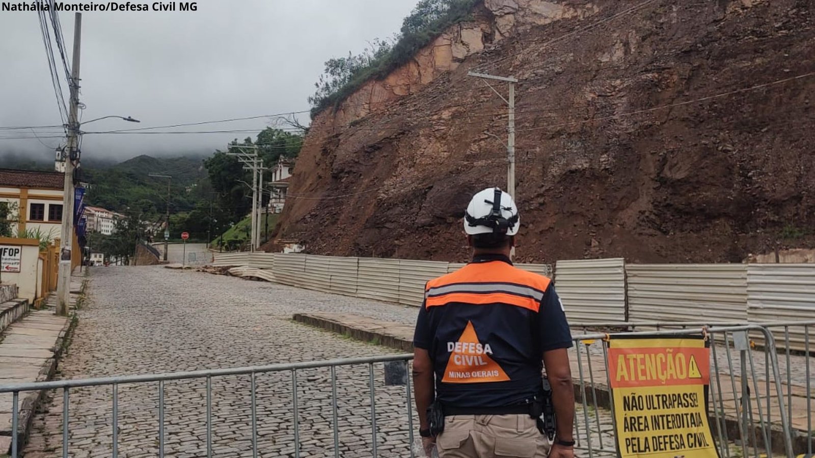 Ouro Preto: após um ano do desabamento, Morro da Forca segue em risco iminente