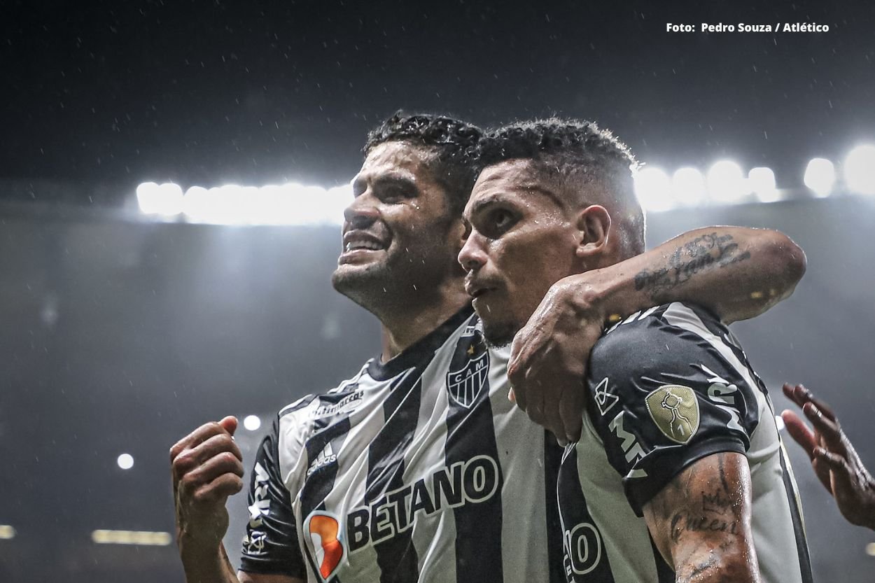 Hulk e Paulinho: uma dupla, 15 gols e R$ 21 milhões