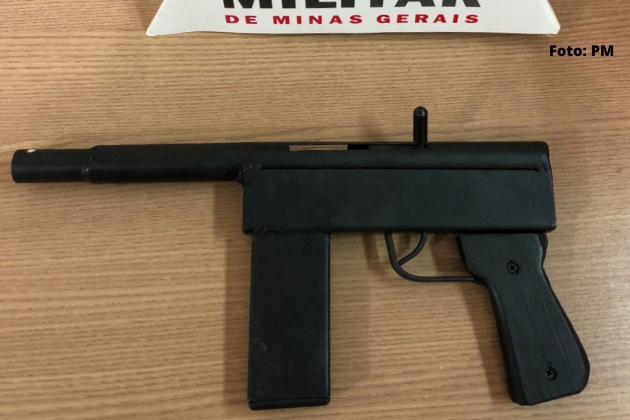 Ouro Preto: revólver de fabricação caseira é apreendido com suspeito de violência doméstica