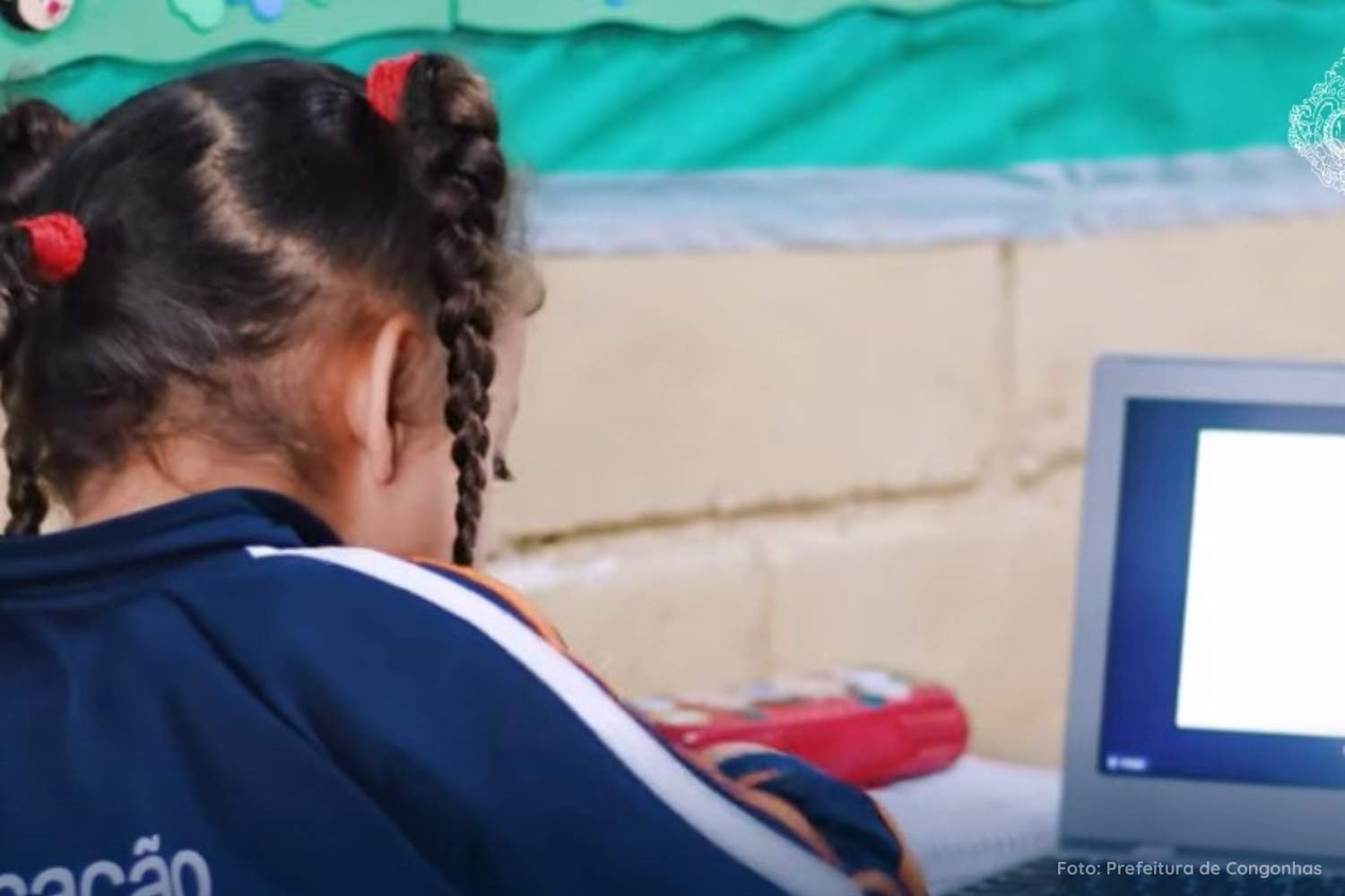 Prefeitura de Congonhas entrega tablets e computadores para todas as escolas municipais