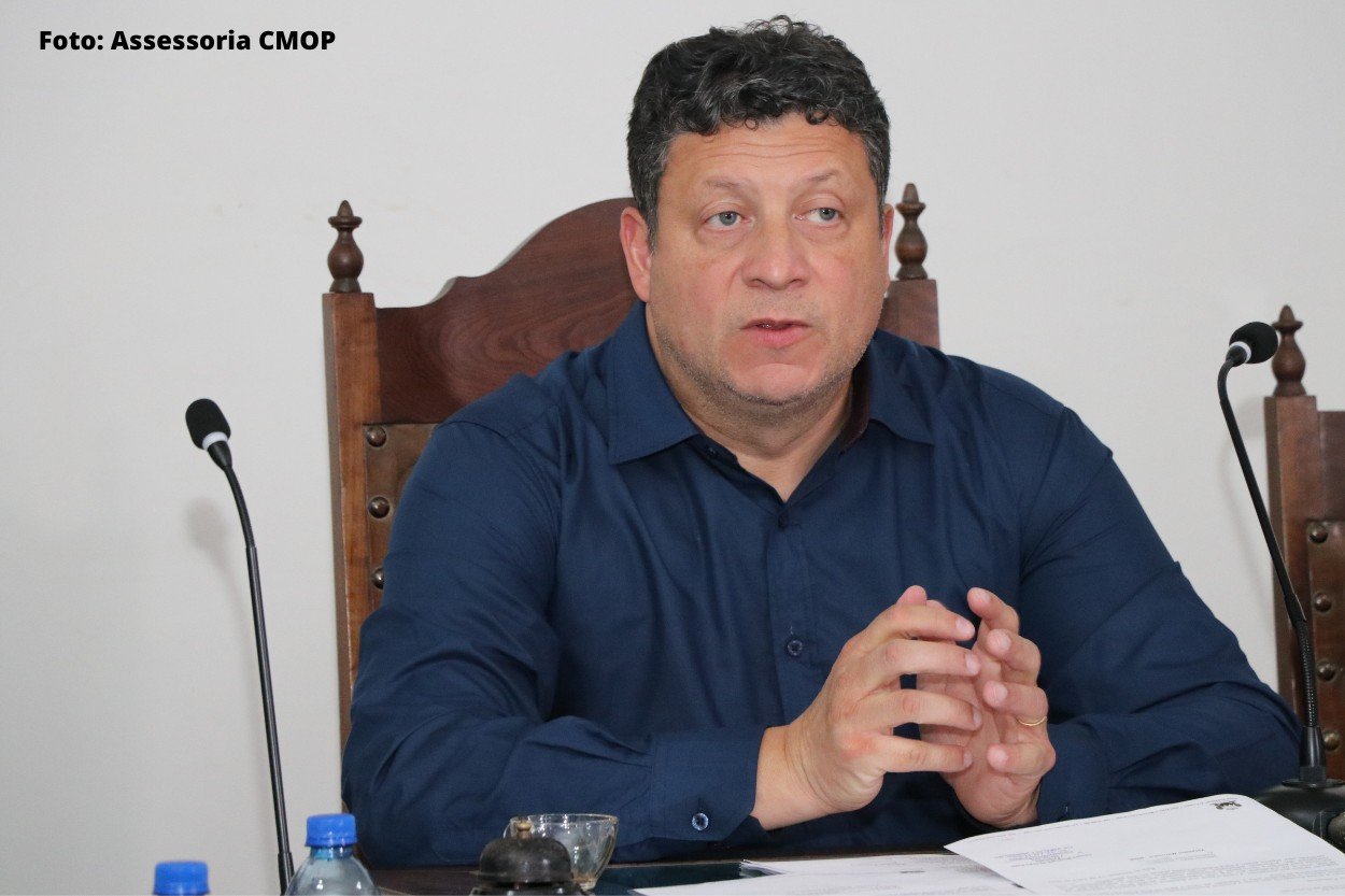 Vereador propõe Programa "Tarifa Zero" e questiona remanejamento de verbas em Ouro Preto