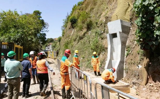 Trem Ouro Preto-Mariana: prefeito visita as obras da Vale