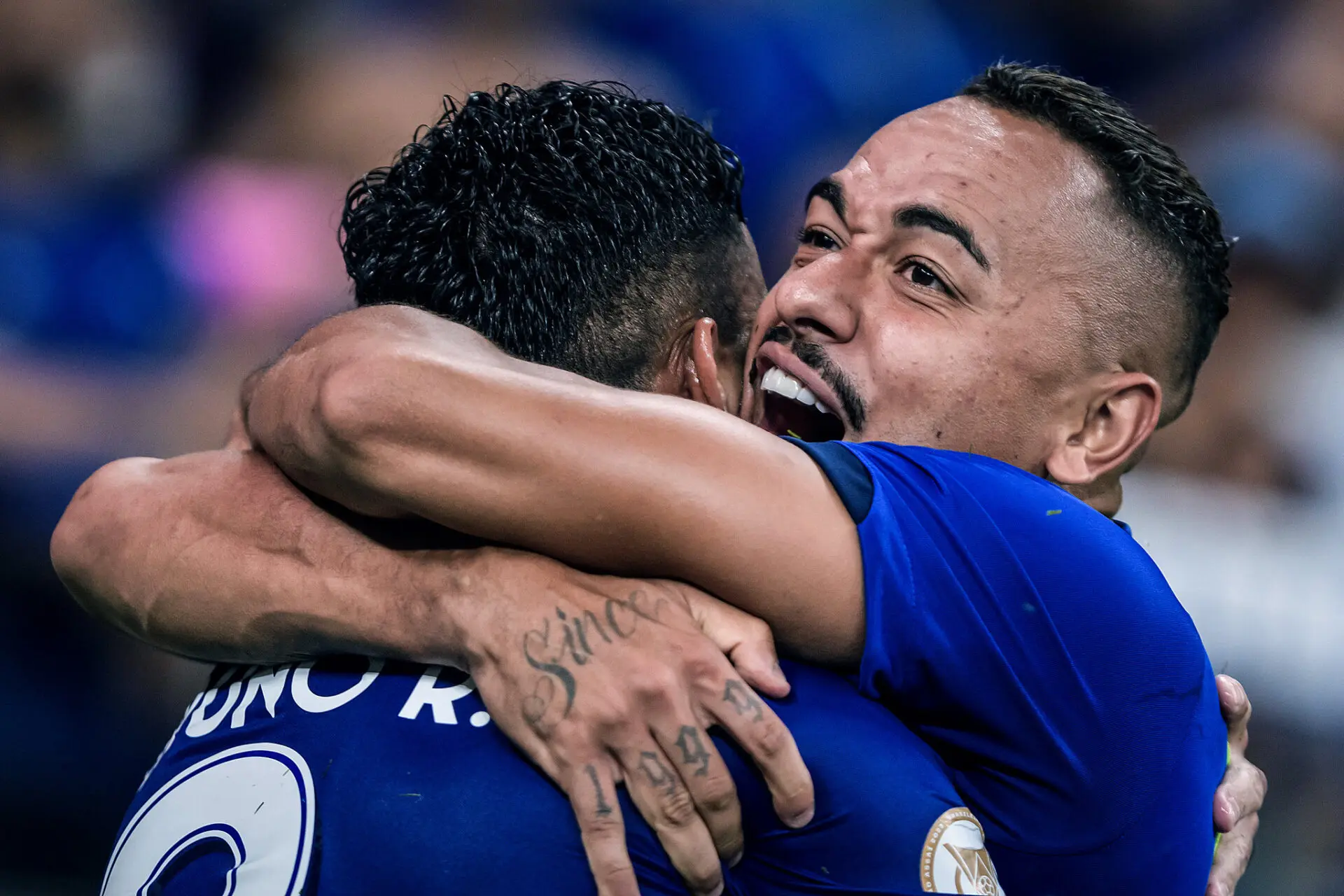 Coluna Sangue Azul - CRUZEIRO NO CARROSSEL DE EMOÇÕES!