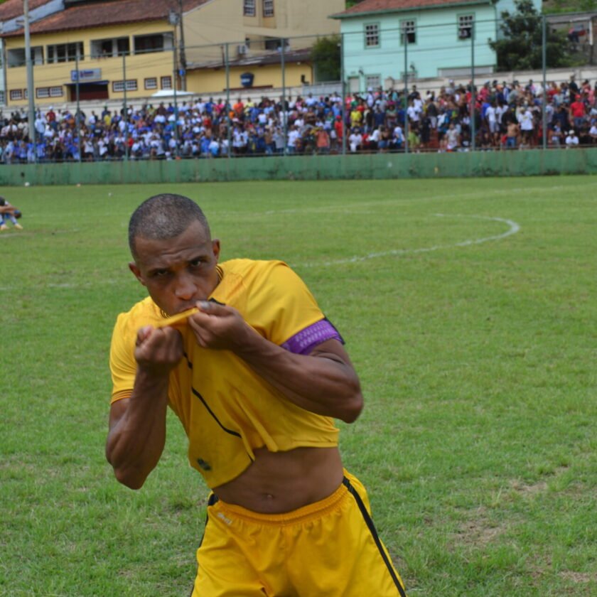 Após longa disputa de pênaltis, Peñarol é campeão pela primeira vez da primeira divisão de Ouro Preto