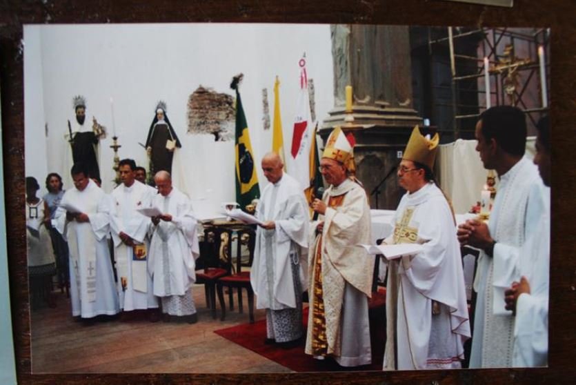 25 anos do incêndio do Santuário de Nossa Senhora do Carmo em Mariana; relembre