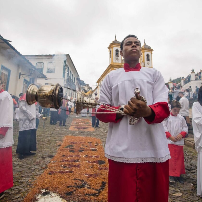 Governo do Estado apresenta projeto turístico Minas Santa 2024, que terá ações em 600 cidades