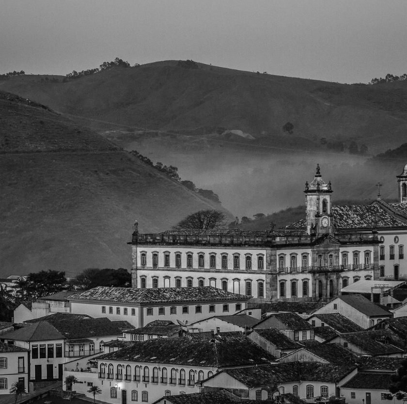 Feirinha Noturna de Ouro Preto começa nesta sexta (05)