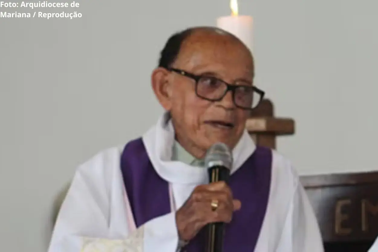 Cônego Agostinho de Lourdes Coimbra.