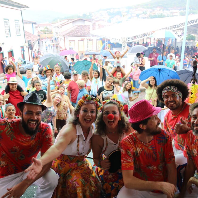 Maio é mês de muitas brincadeiras com a Caravana Mundo Jojoba, em Mariana