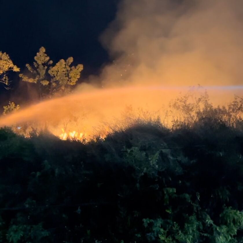 Foco de Incêndio na Vila Aparecida em Ouro Preto; veja vídeo