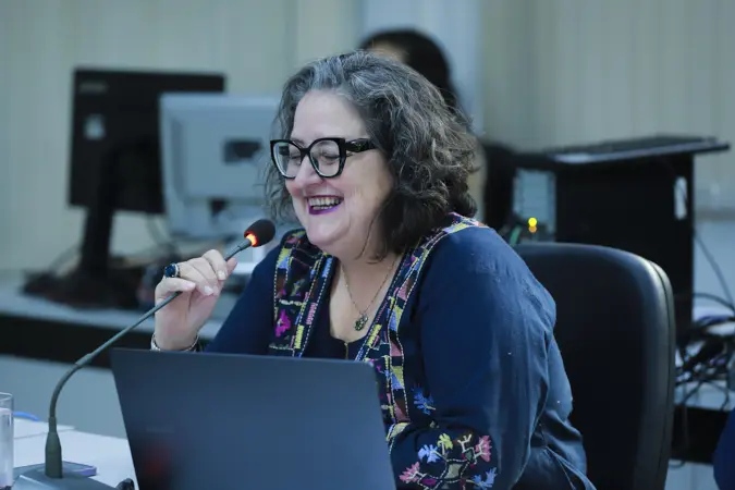 Candidaturas laranjas femininas: Região dos Inconfidentes possui 2 mulheres e 41 homens no legislativo