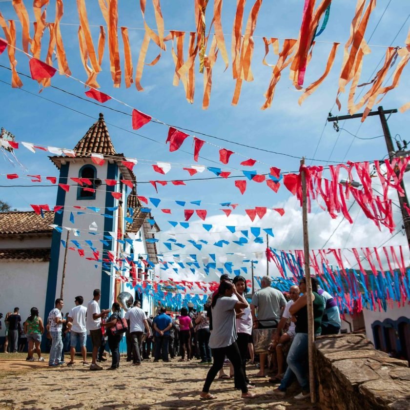 São Bartolomeu recebe 'Trio Parada Dura' este final de semana