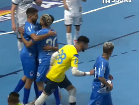 Cruzeiro Futsal busca empate, mas não consegue virar e está eliminado no Brasileiro