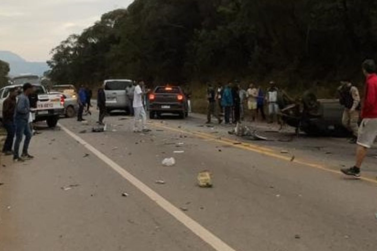 Uma pessoa morreu e outra ficou gravemente ferida em acidente na BR-356 em Ouro Preto