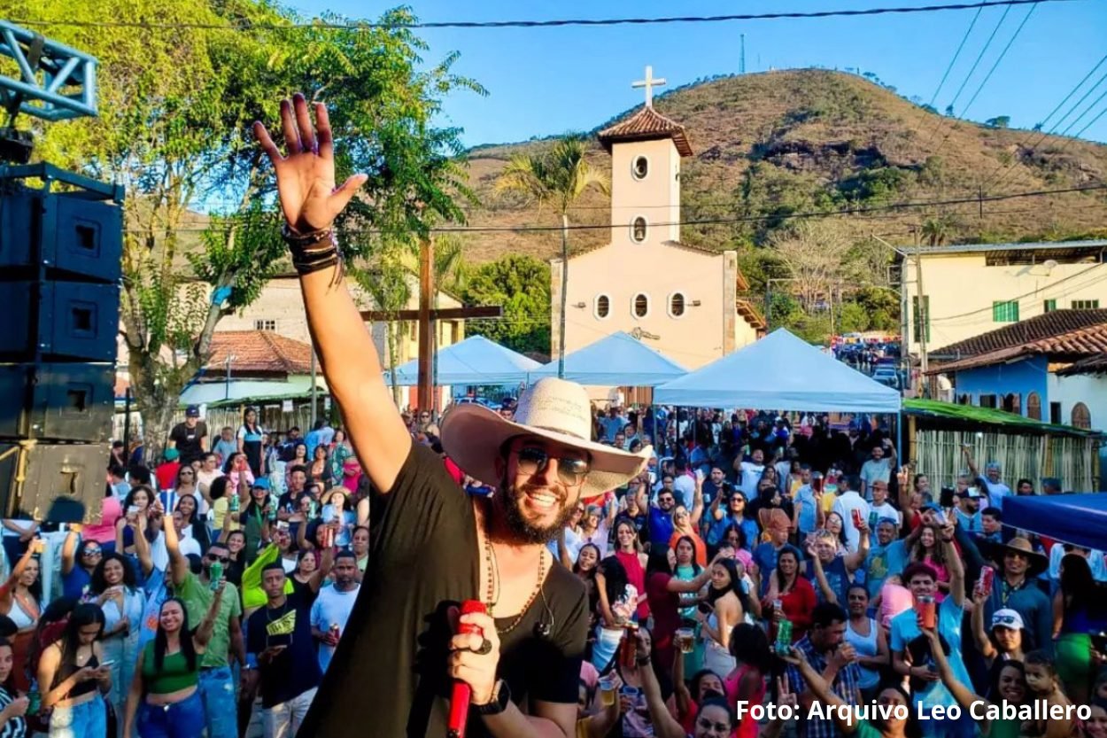 Santo Antônio do Salto é tema de música de Léo Caballero