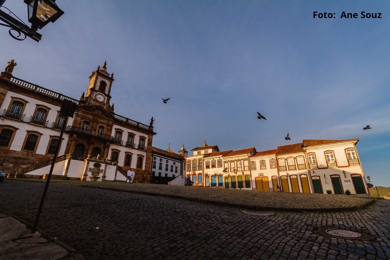 A Praça Tiradentes, no centro histórico de Ouro Preto, será interditada neste sábado (07) para a realização dos tradicionais atos cívicos do Dia da Independência.