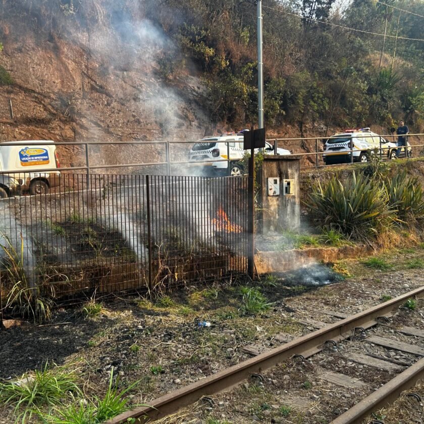 Homem preso após atear fogo em vegetação no centro de Ouro Preto