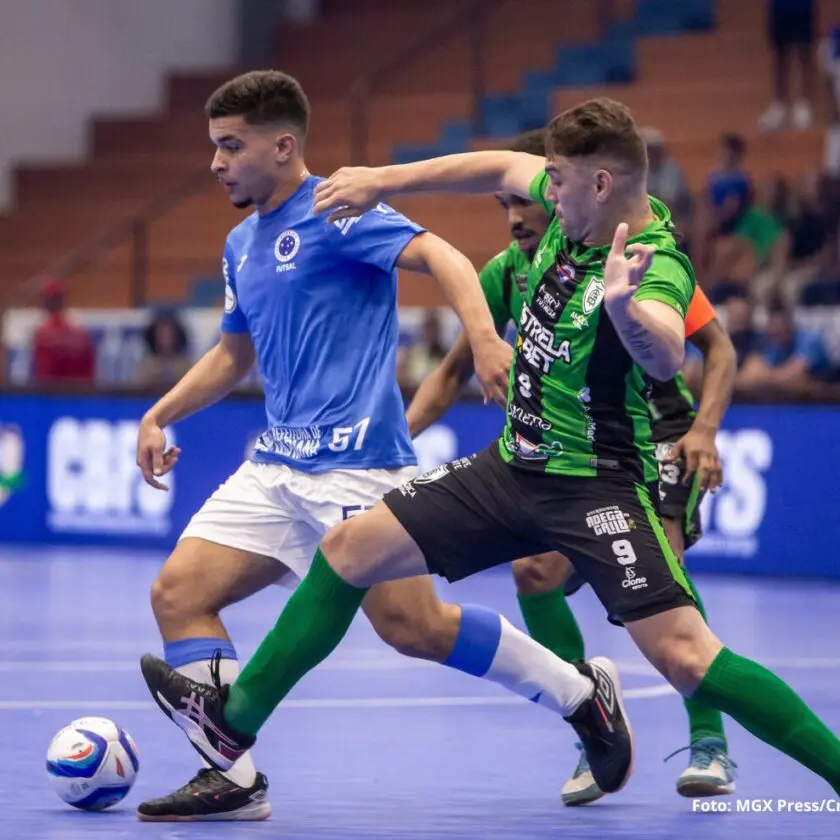 Cruzeiro Futsal e América se enfrentam pela terceira vez na temporada em confronto direto no Metropolitano