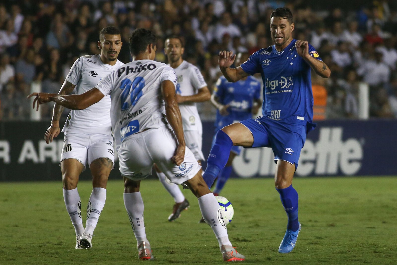 Coluna- O retorno da esperança: finalista, Cruzeiro busca protagonismo após 5 anos do rebaixamento