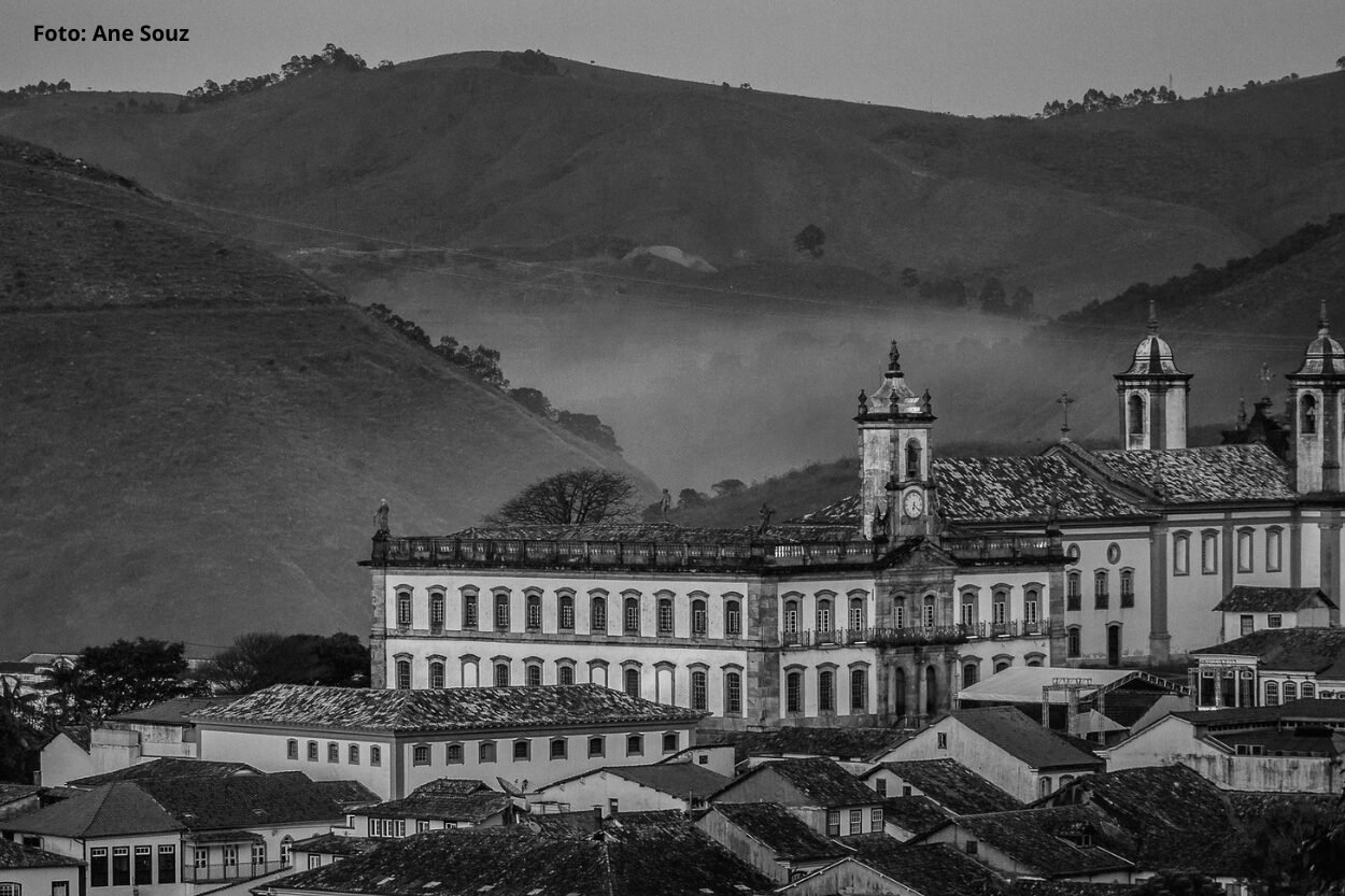 Ouro Preto decreta luto de três dias pelas vítimas dos acidentes aéreos