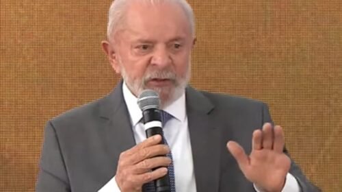 Lula critica Fundação Renova em assinatura da Repactuação de Mariana