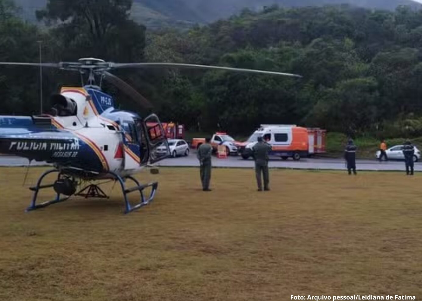 Helicóptero que ajudava nas buscas de outra aeronave em Ouro Preto cai e deixa mortos