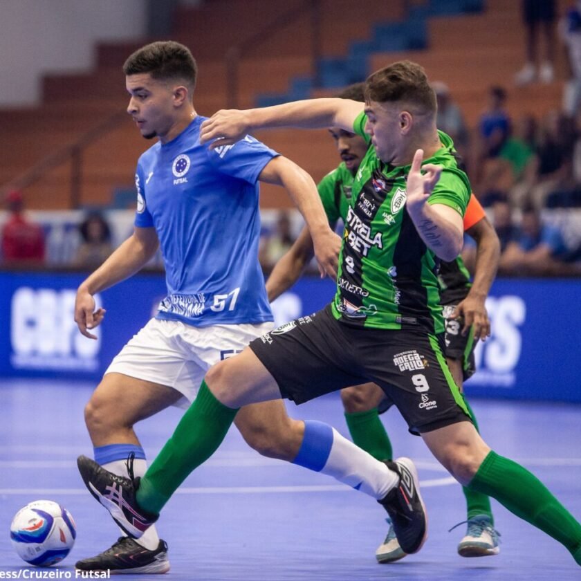 Cruzeiro Futsal enfrenta América em jogo decisivo na Arena Mariana