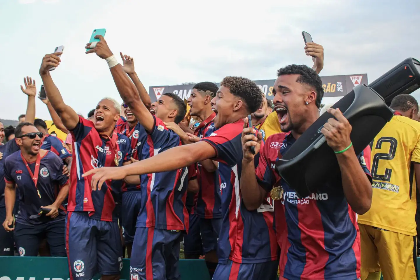 Itabirito FC é campeão sub-20 da segunda divisão do Campeonato Mineiro