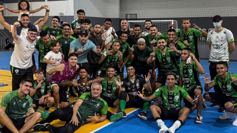 Em jogo de 11 gols, América elimina Cruzeiro Futsal do Metropolitano