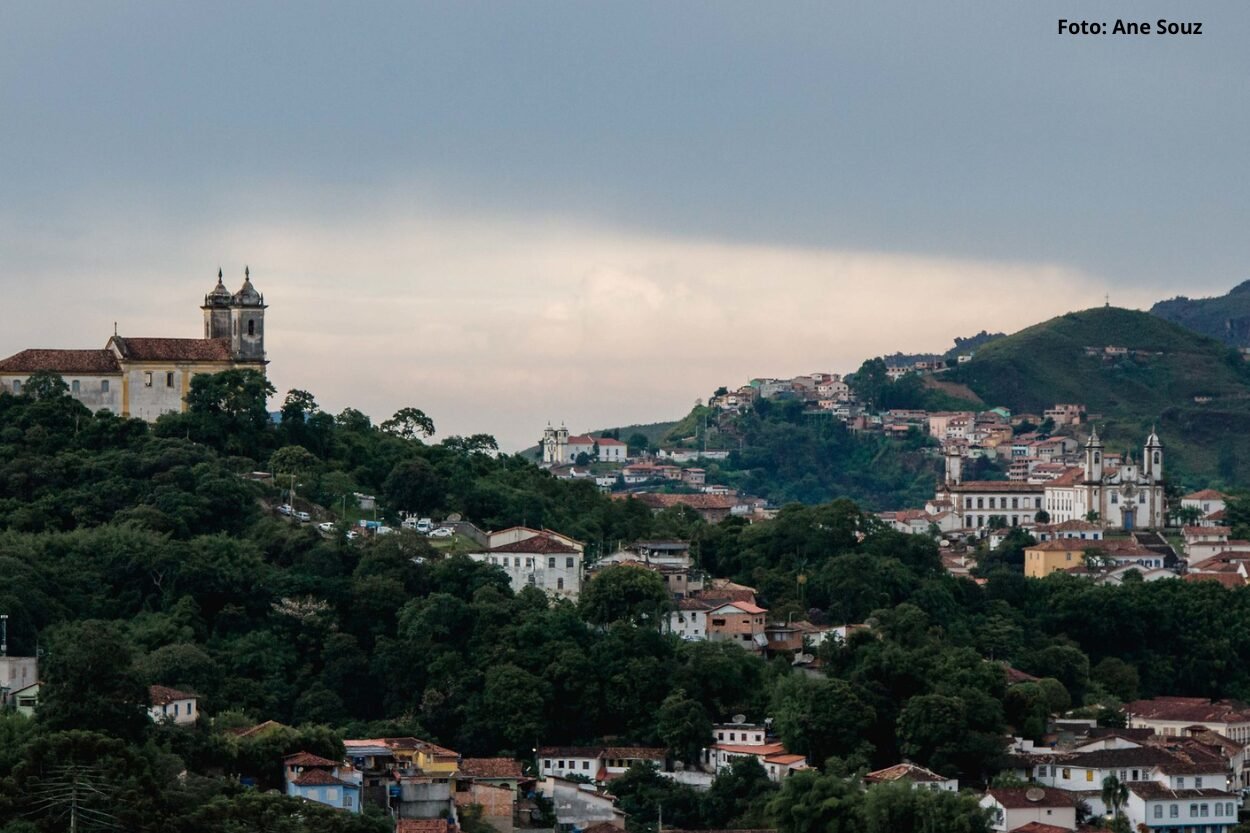 Sol aparece entre hoje e amanhã, mas previsão indica chuva forte no final de semana em Ouro Preto