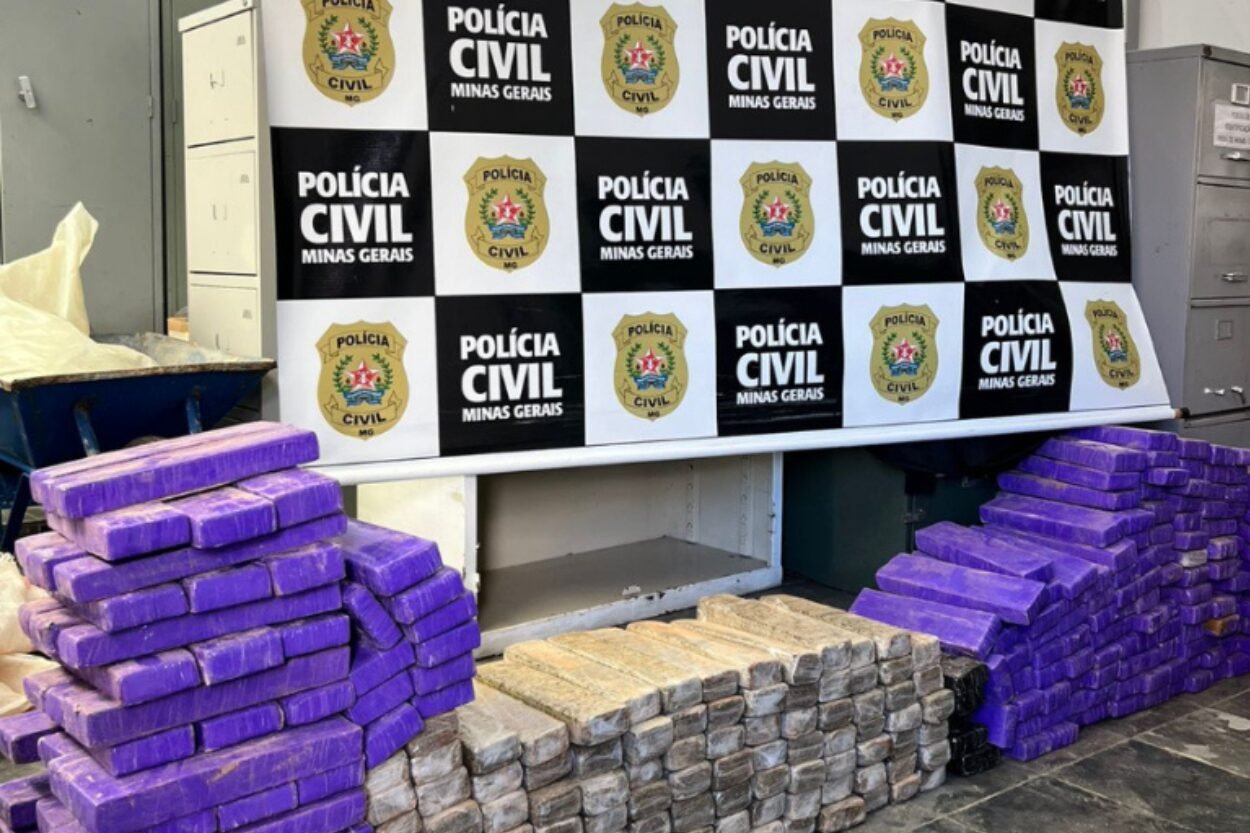 PCMG prende suspeito de tráfico em posse de 350 quilos de maconha