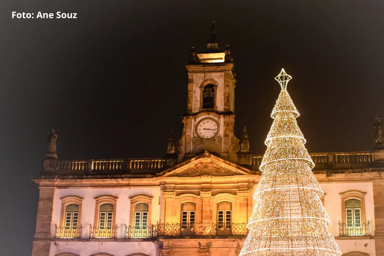Natal de Ouro Preto começa ganhar forma; acendimento será no sábado