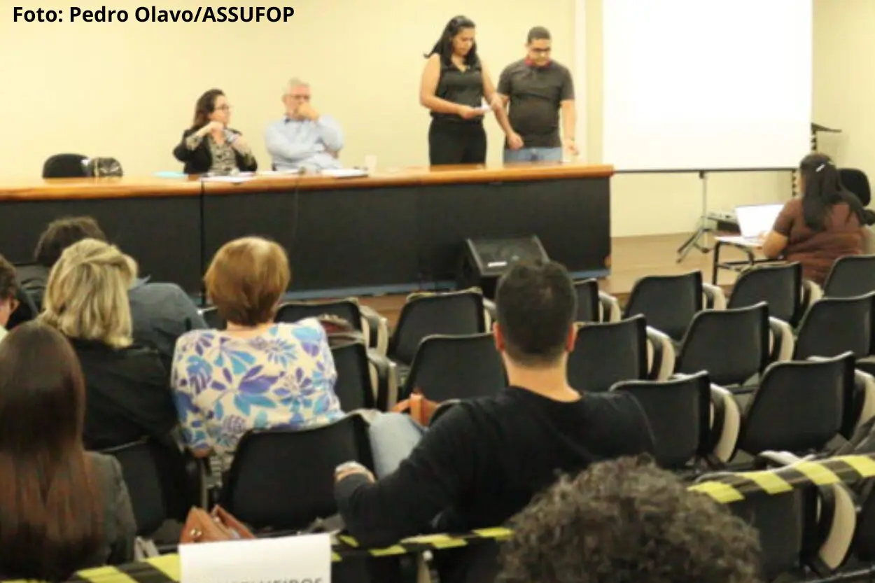 Conselho ratifica pesquisa paritária e elege Chapa 2 para reitoria da UFOP