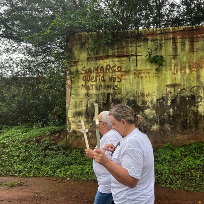 Em Bento Rodrigues, atingidos criticam repactuação de Mariana