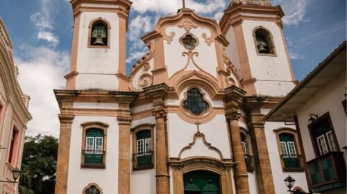 Corais, bandas e quadrilha marcam Festa de Nossa Senhora do Pilar em julho