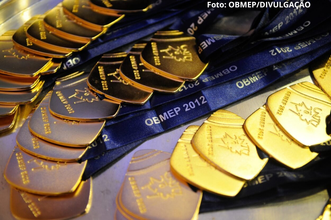 Alunos da rede pública de Ouro Preto e Itabirito conquistam 11 medalhas na OBMEP; confira