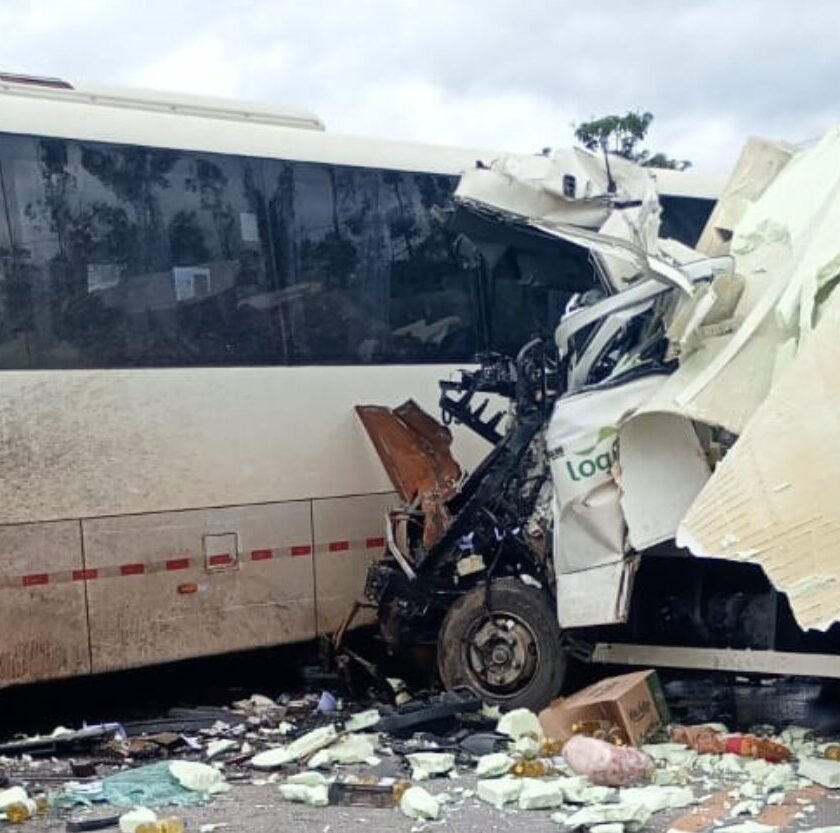 Acidente na MG-129, entre Mariana e Ouro Preto, deixa um morto e várias pessoas feridas