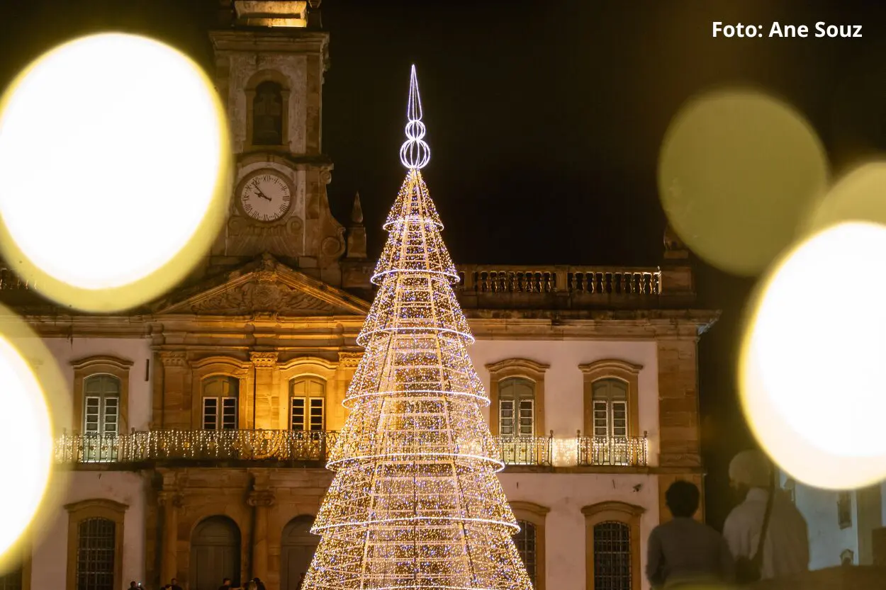 Ouro Preto receberá 2025 com show de fogos sem estampidos na Praça Tiradentes