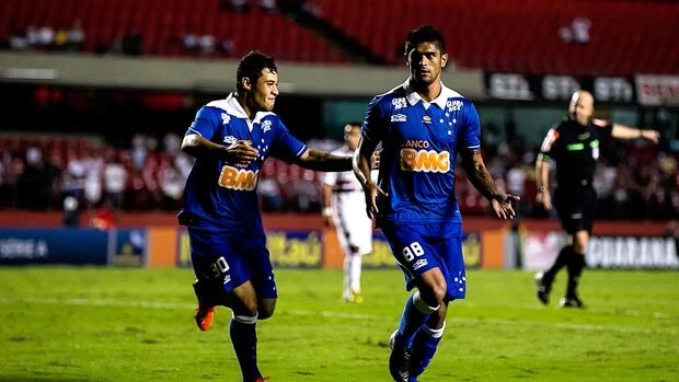 Luan, atacante ex-Cruzeiro, acerta com Itabirito para temporada 2025