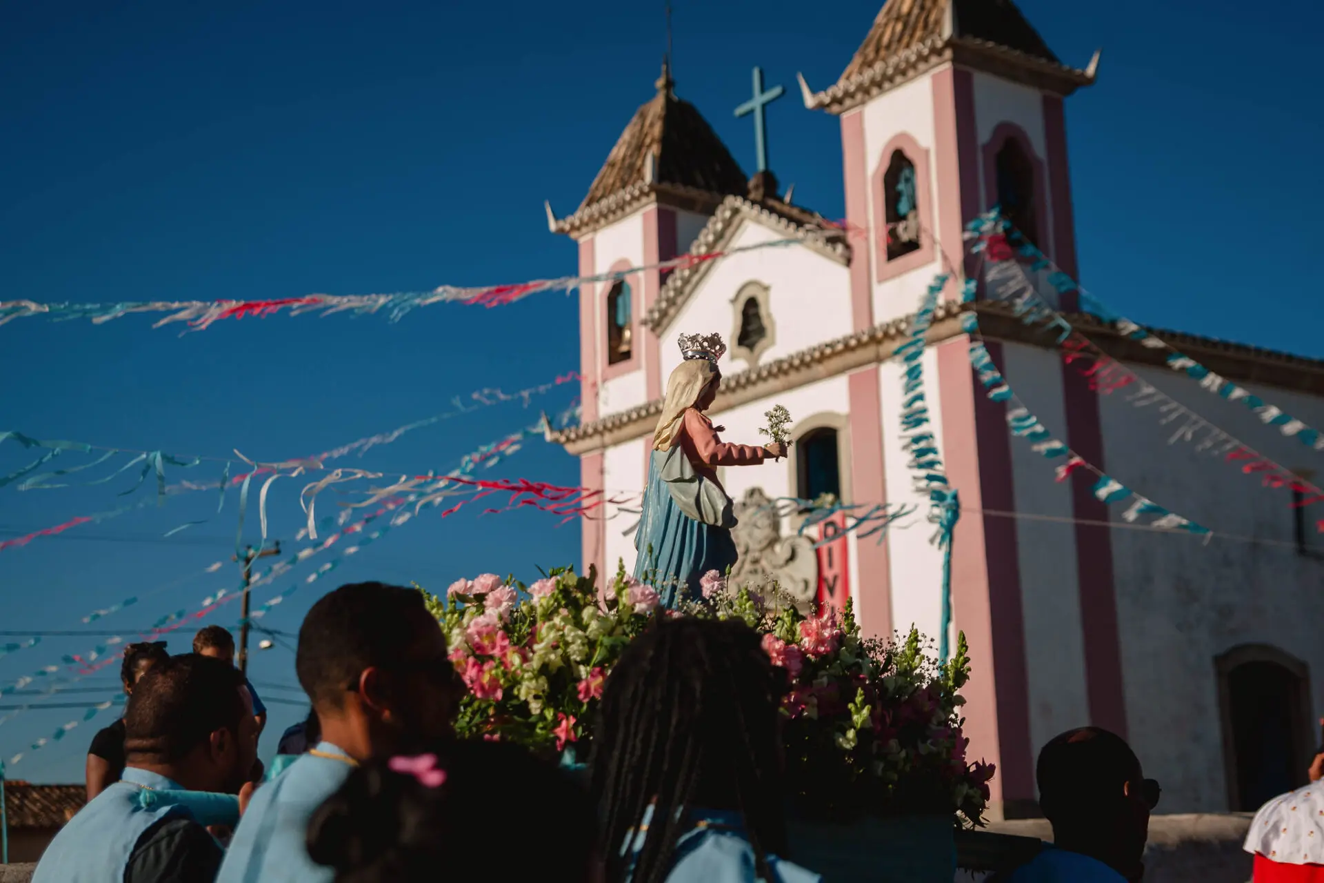 Igreja de Lavras Novas, distrito de Ouro Preto, ganha para-raios