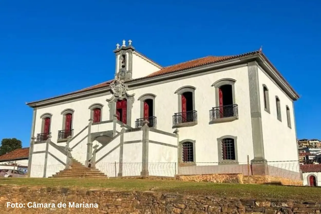 Câmara de Mariana abre inscrições para concurso público com salários de até R$ 4,2 mil