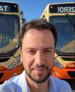Prefeito de Mariana anuncia dois novos ônibus para o Tarifa Zero