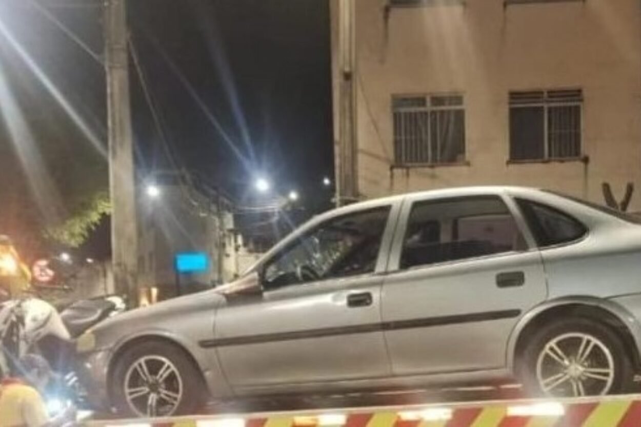Após perseguição, polícia prende dois suspeitos de tráfico em Mariana