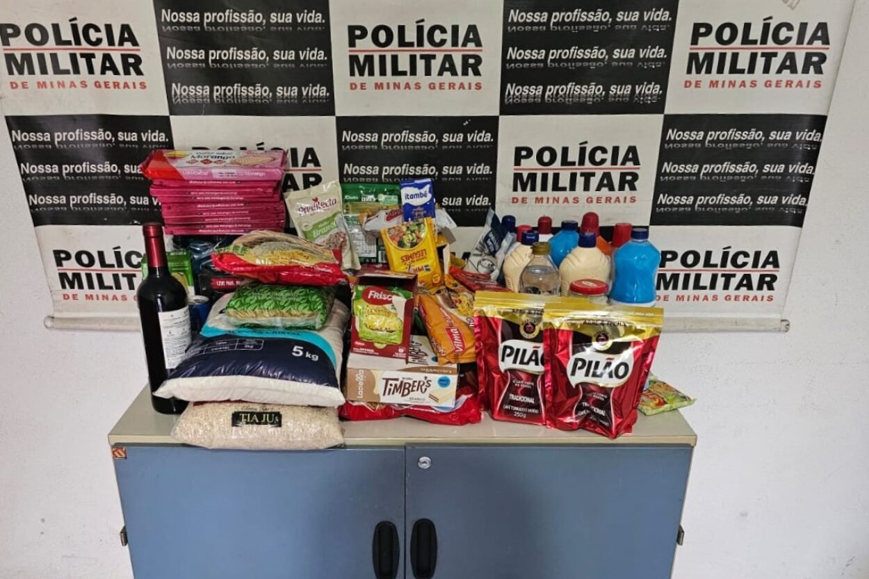 Mulher tenta passar pelo caixa sem pagar, mas é presa por furto em Mariana