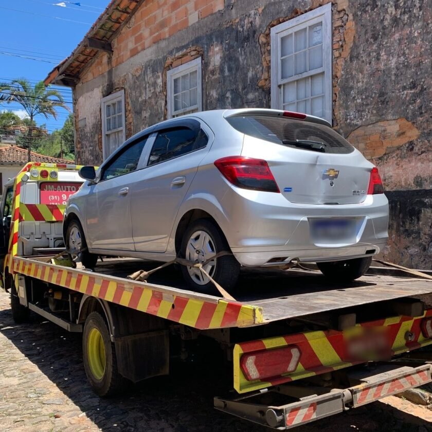 Homem é preso suspeito de participar de roubo "cinematográfico" em joalheira de Ouro Preto