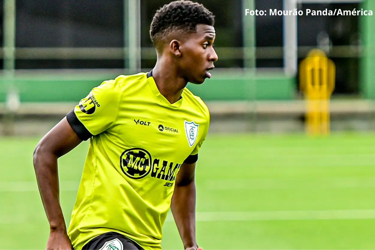 Jhosefer, de Mariana, celebra chance no profissional em primeira fala como jogador do América