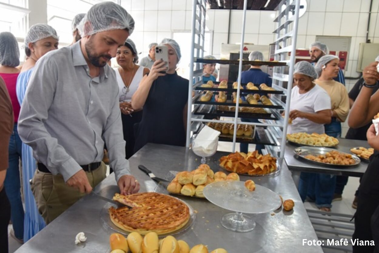 Mariana inaugura Padaria Escola para capacitação de jovens