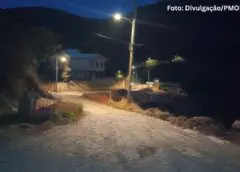 Extensão de rede elétrica garante mais 14 luminárias no bairro Pocinho, em Ouro Preto