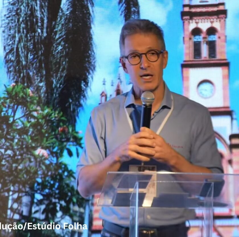 Zema destaca duplicação da BR-356 em seminário sobre turismo em SP