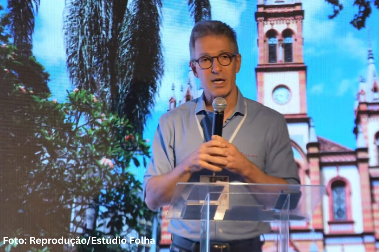 Zema destaca duplicação da BR-356 em seminário sobre turismo em SP
